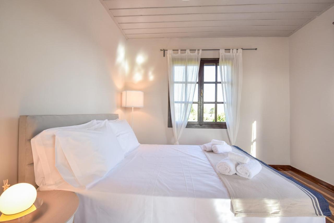 Alexandre Maison Beachfront Gialova Vacation Home מראה חיצוני תמונה