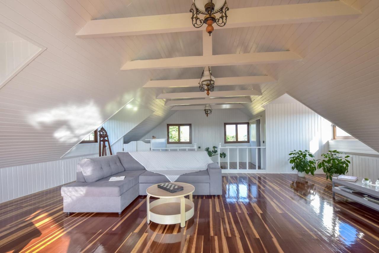 Alexandre Maison Beachfront Gialova Vacation Home מראה חיצוני תמונה
