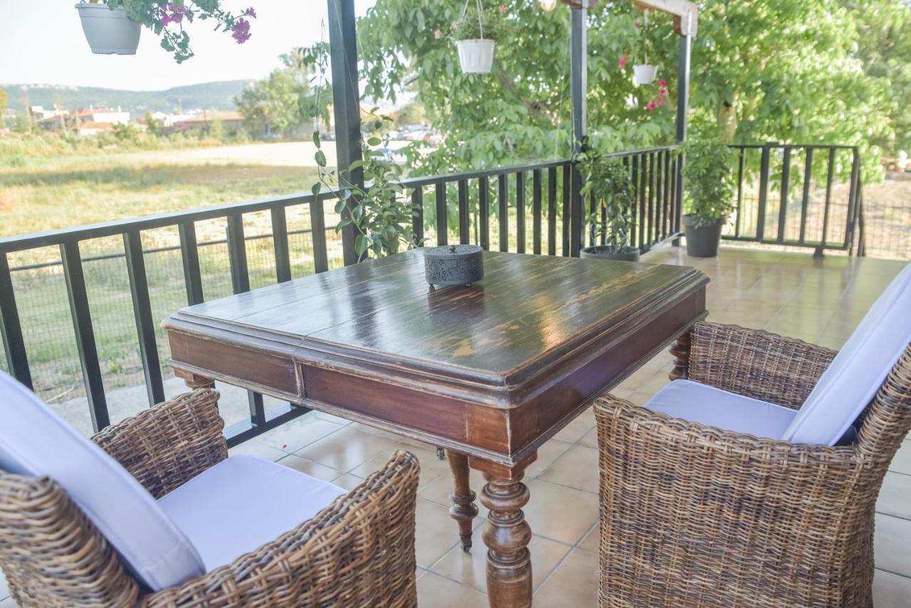 Alexandre Maison Beachfront Gialova Vacation Home מראה חיצוני תמונה