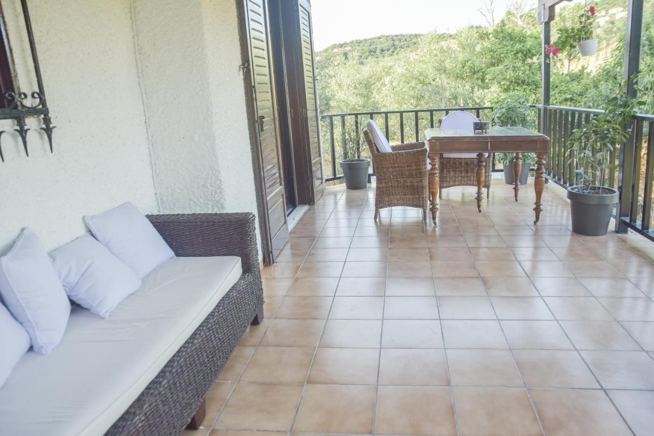 Alexandre Maison Beachfront Gialova Vacation Home מראה חיצוני תמונה